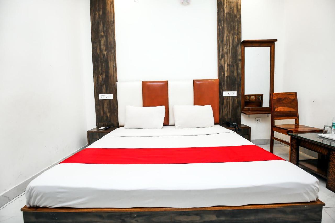 Hotel Woodcrest Zirakpur Chandigarh - Luxury Rooms ภายนอก รูปภาพ