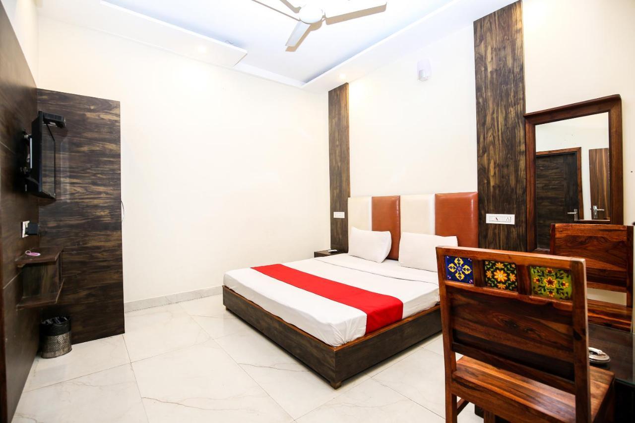 Hotel Woodcrest Zirakpur Chandigarh - Luxury Rooms ภายนอก รูปภาพ