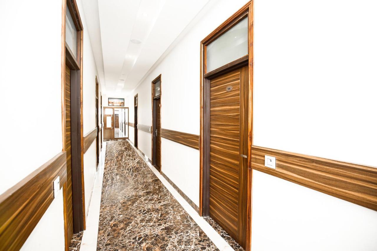 Hotel Woodcrest Zirakpur Chandigarh - Luxury Rooms ภายนอก รูปภาพ