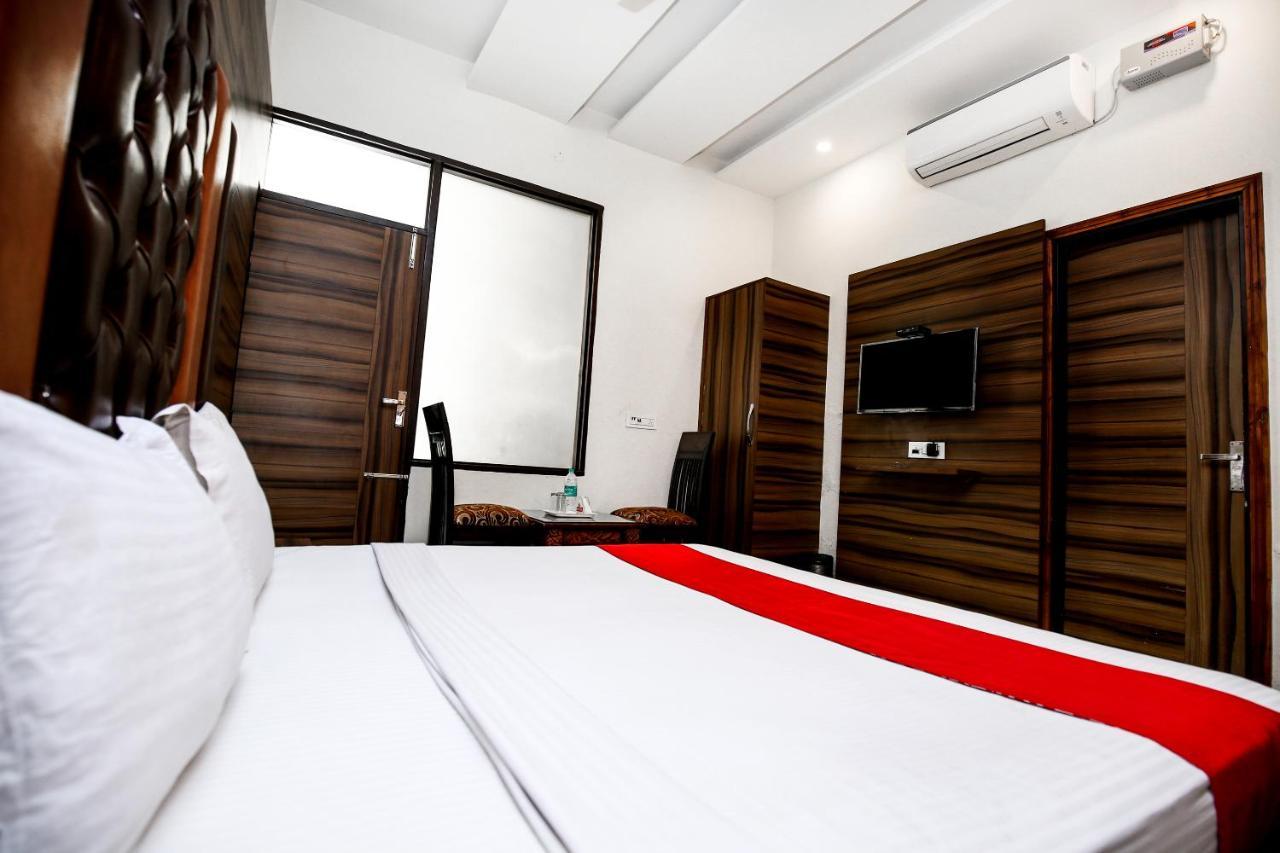 Hotel Woodcrest Zirakpur Chandigarh - Luxury Rooms ภายนอก รูปภาพ