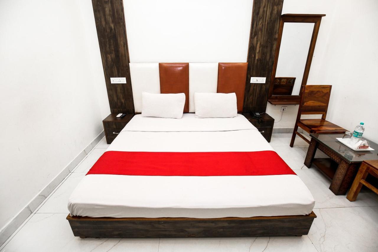 Hotel Woodcrest Zirakpur Chandigarh - Luxury Rooms ภายนอก รูปภาพ