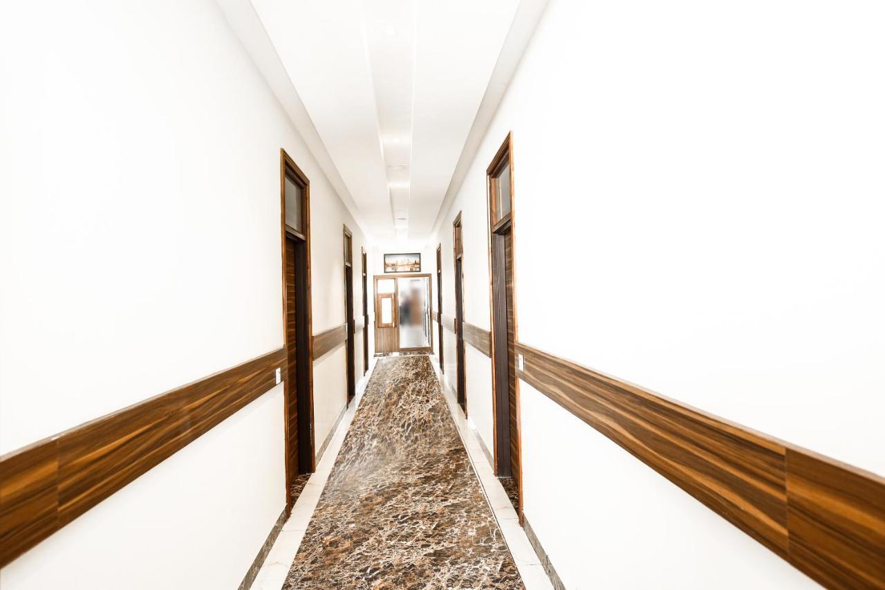 Hotel Woodcrest Zirakpur Chandigarh - Luxury Rooms ภายนอก รูปภาพ