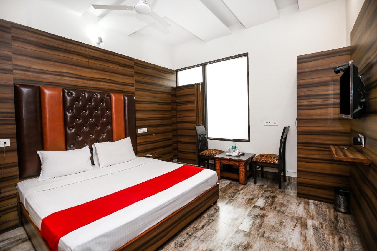 Hotel Woodcrest Zirakpur Chandigarh - Luxury Rooms ภายนอก รูปภาพ