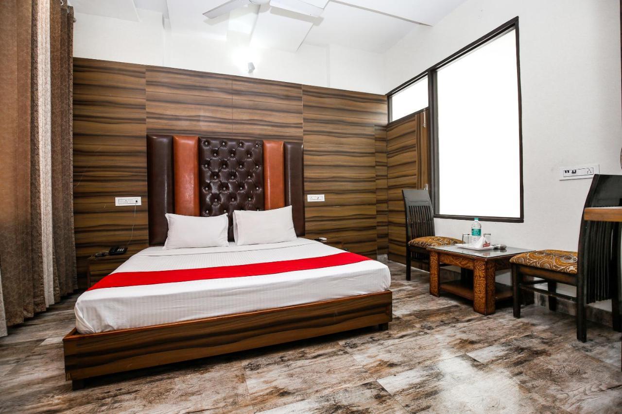 Hotel Woodcrest Zirakpur Chandigarh - Luxury Rooms ภายนอก รูปภาพ